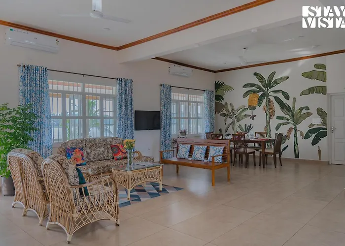 Aqua Vista Riverview By Stayvista - Private Pool Kochi